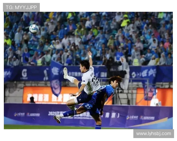 张琳芃领衔中国足球新篇章再度点燃绿茵场奋进与荣耀的激情