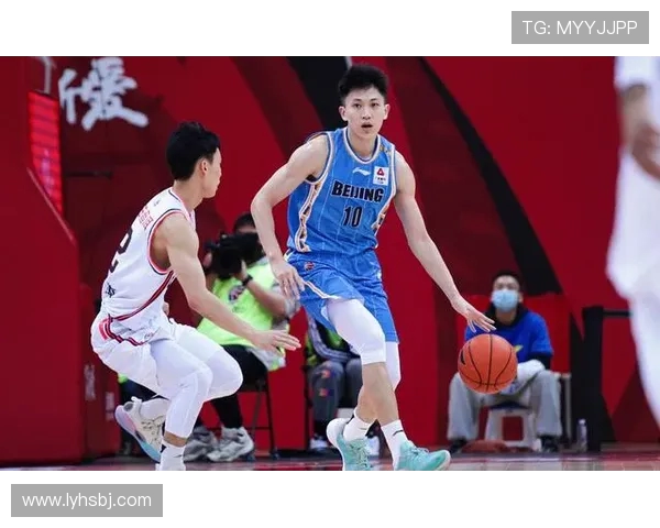 北京首钢勇战强敌冲击冠军，球迷期待激战之夜展开精彩对决