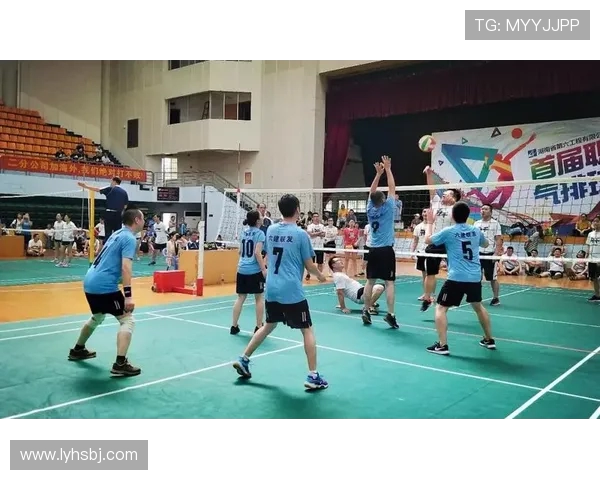 成都排球队挑战赛特别报道:奋勇拼搏铸就辉煌突破之路 成都排球队挑战赛特别报道:奋勇拼搏铸就辉煌突破之路