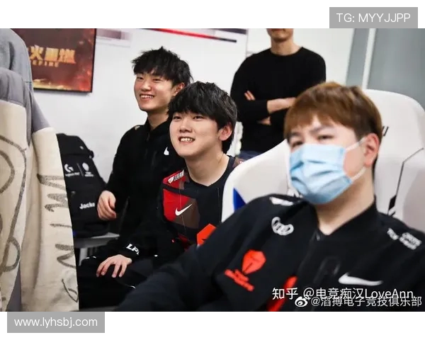 王者荣耀专题深度解析TES战队的快速崛起与战术创新之路