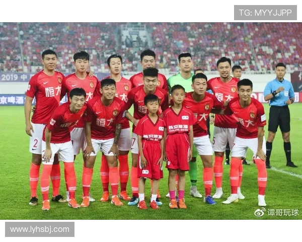 广东恒大与河北华夏的激烈对决展现中超联赛的精彩与魅力